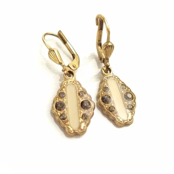 Vintage Gold Tone Earrings with Brown Accent Stones - Picture 1 of 5